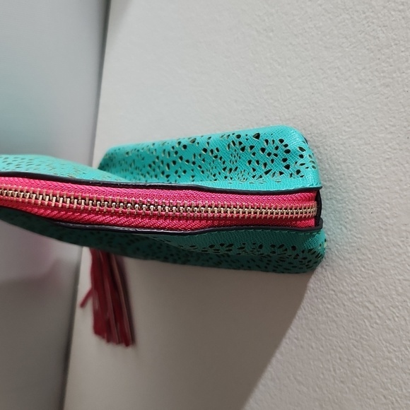 Makeup bag clutch ID holder - Picture 2 of 13